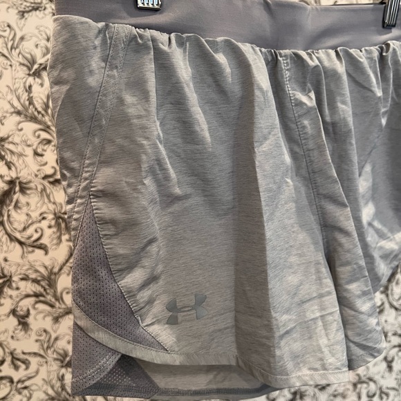 Under Armour women's grey drawstring shorts, size small petite - Picture 2 of 5